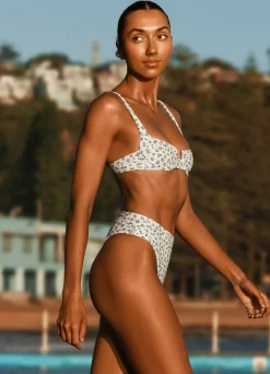 Ditsy Floral High Waist Cheekys